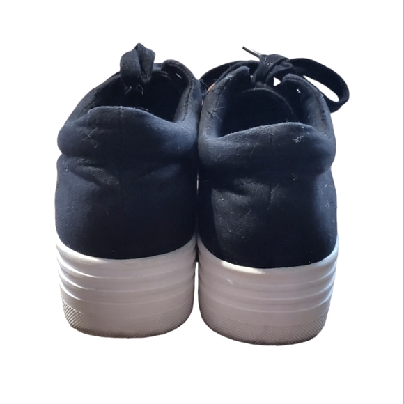 Forever 21 Black Canvas platform sneakers. Size 7 US. - Picture 5 of 9